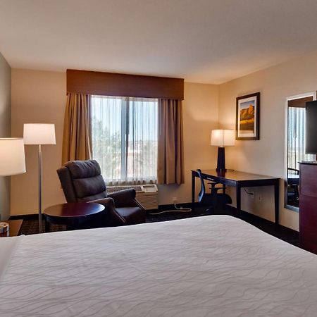 Best Western Plus Gateway Inn & Suites - Aurora Esterno foto