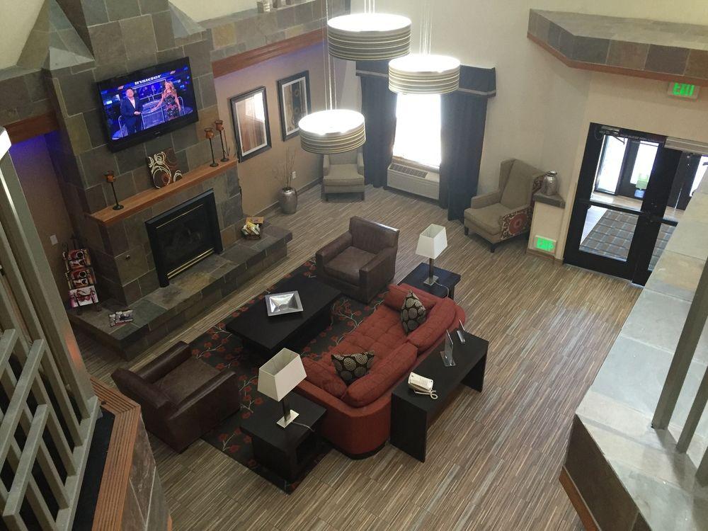 Best Western Plus Gateway Inn & Suites - Aurora Esterno foto