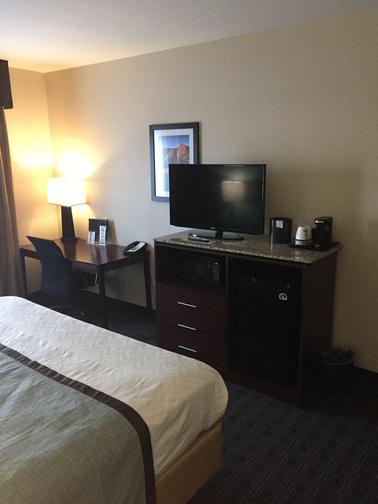 Best Western Plus Gateway Inn & Suites - Aurora Esterno foto