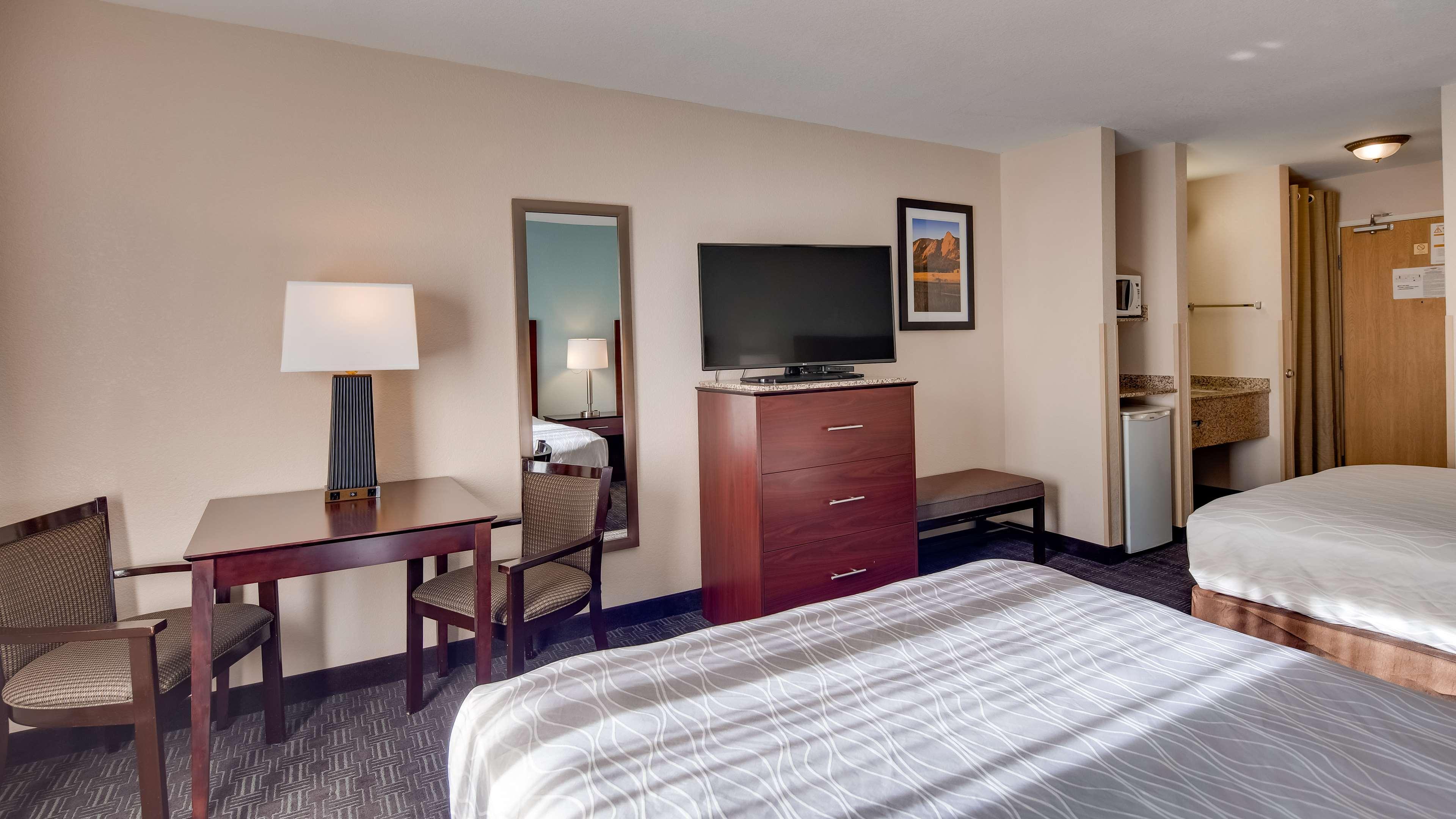 Best Western Plus Gateway Inn & Suites - Aurora Esterno foto