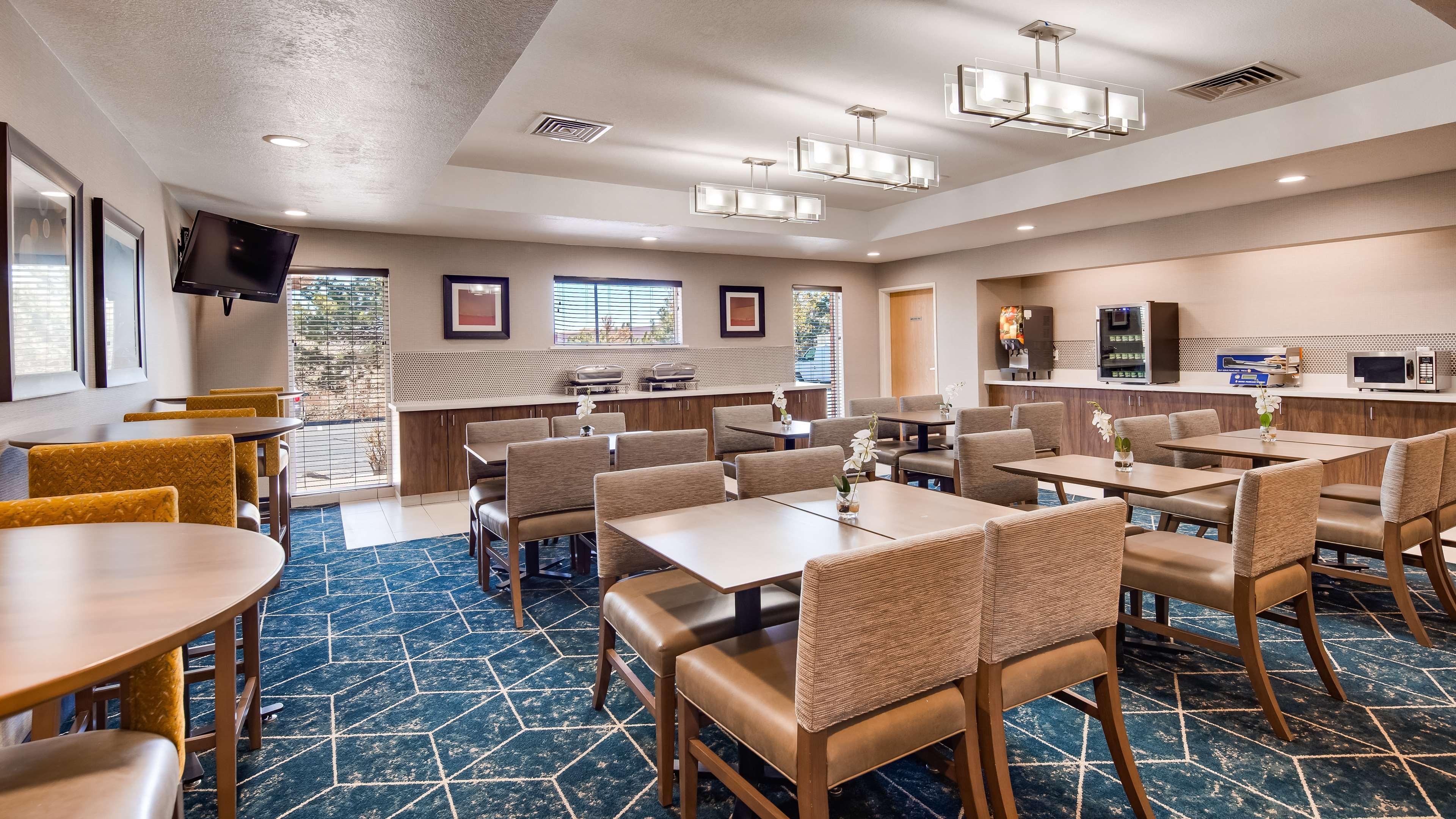 Best Western Plus Gateway Inn & Suites - Aurora Esterno foto