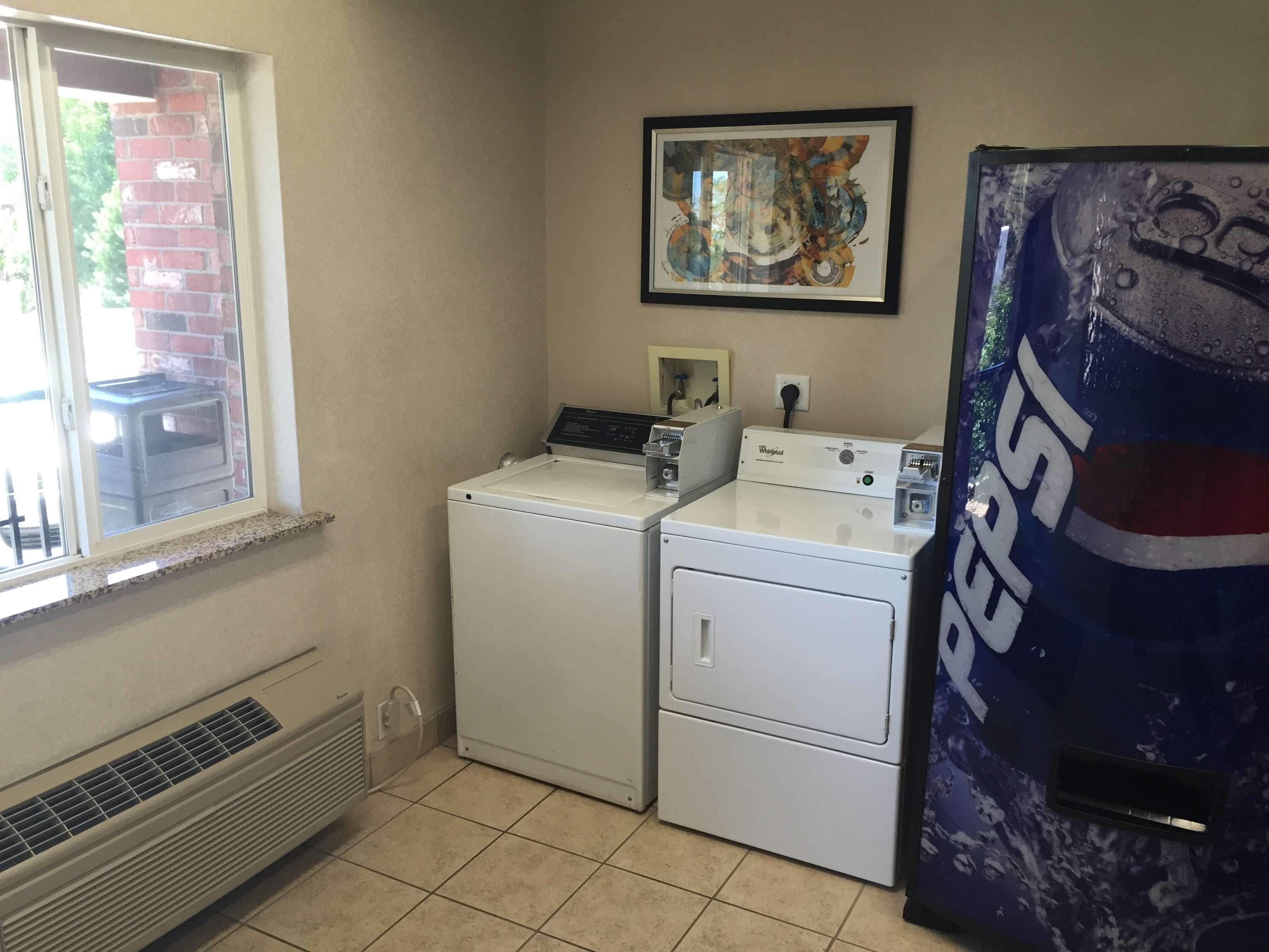 Best Western Plus Gateway Inn & Suites - Aurora Esterno foto