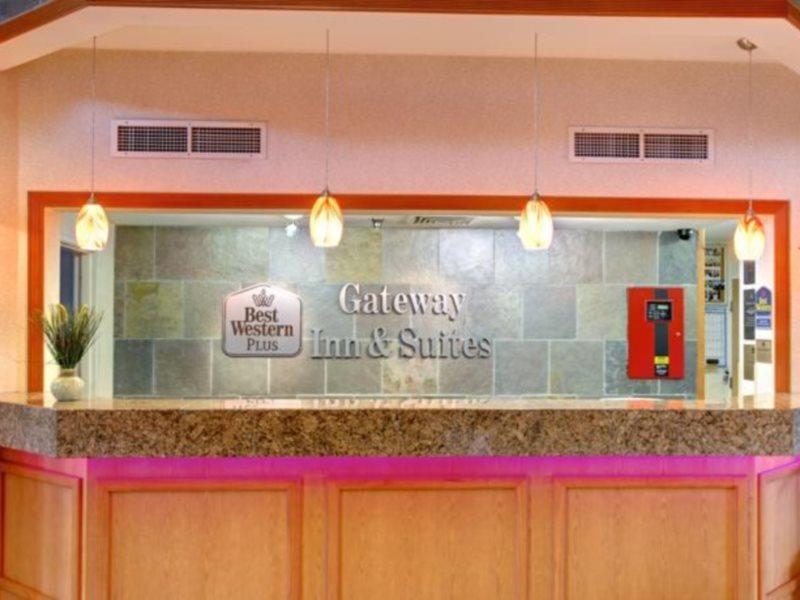 Best Western Plus Gateway Inn & Suites - Aurora Esterno foto