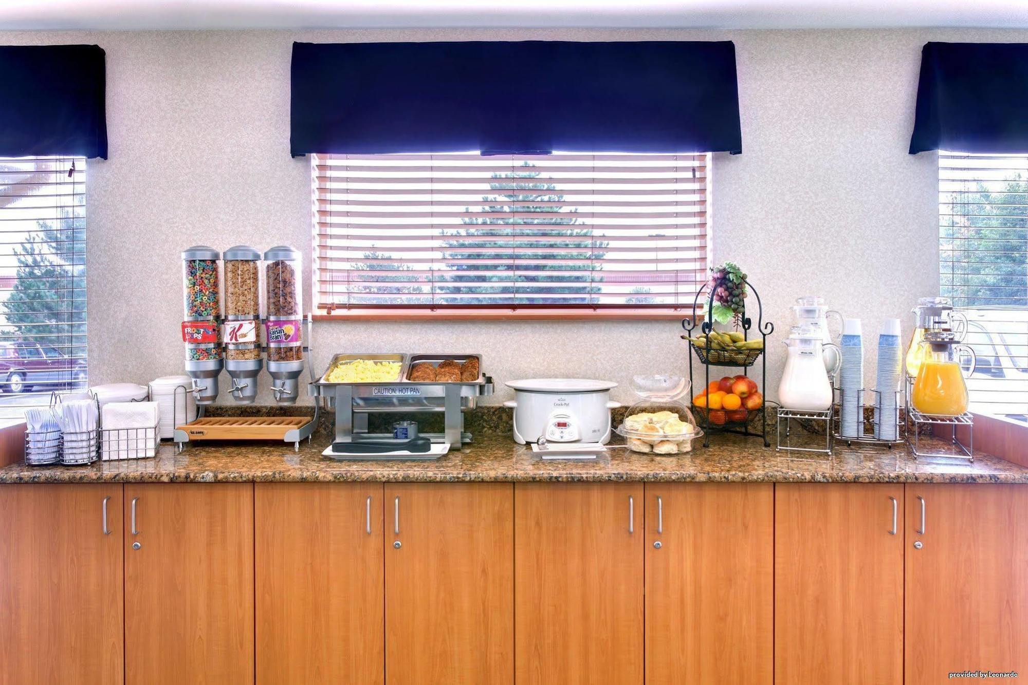 Best Western Plus Gateway Inn & Suites - Aurora Esterno foto