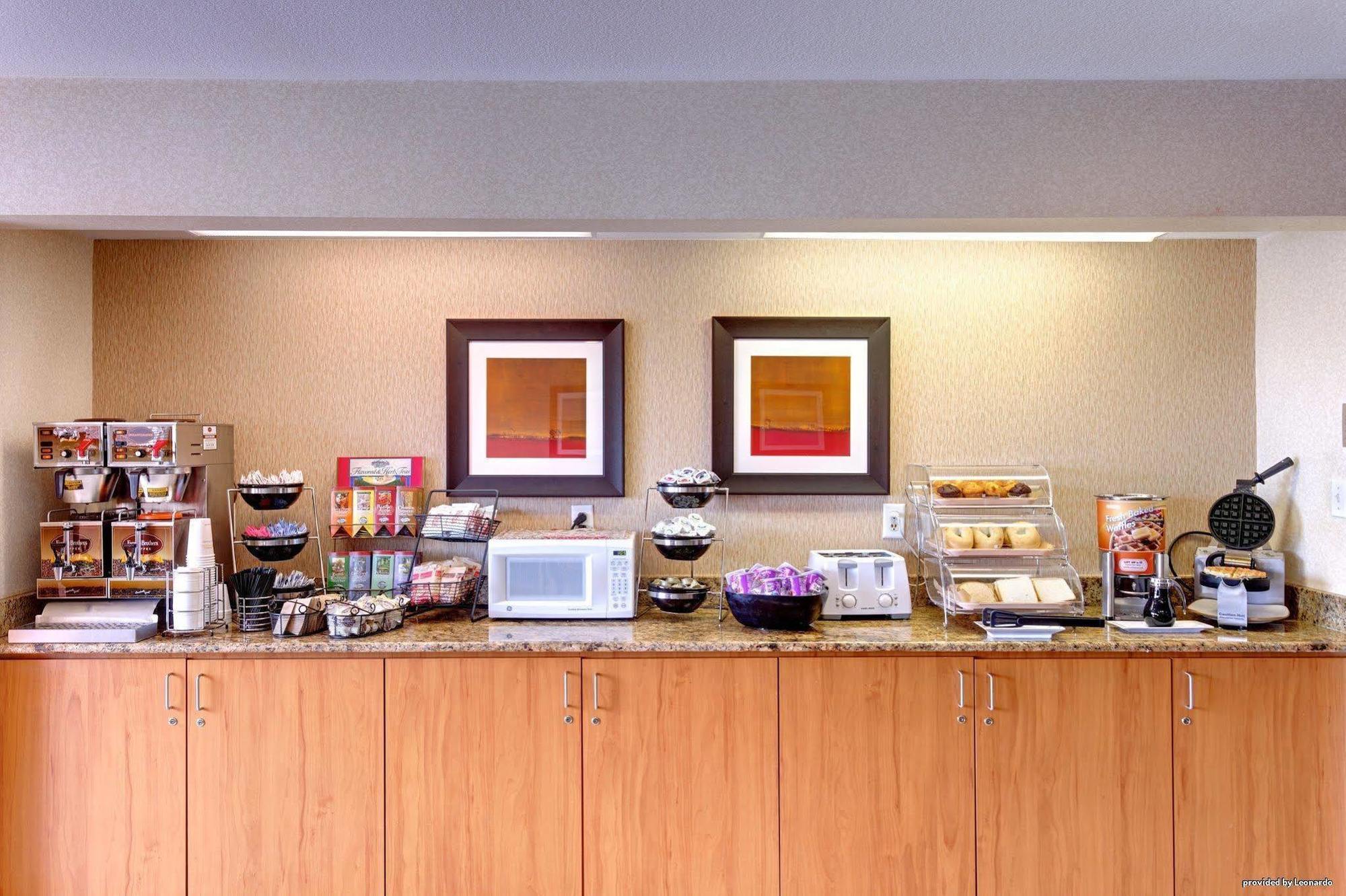 Best Western Plus Gateway Inn & Suites - Aurora Esterno foto